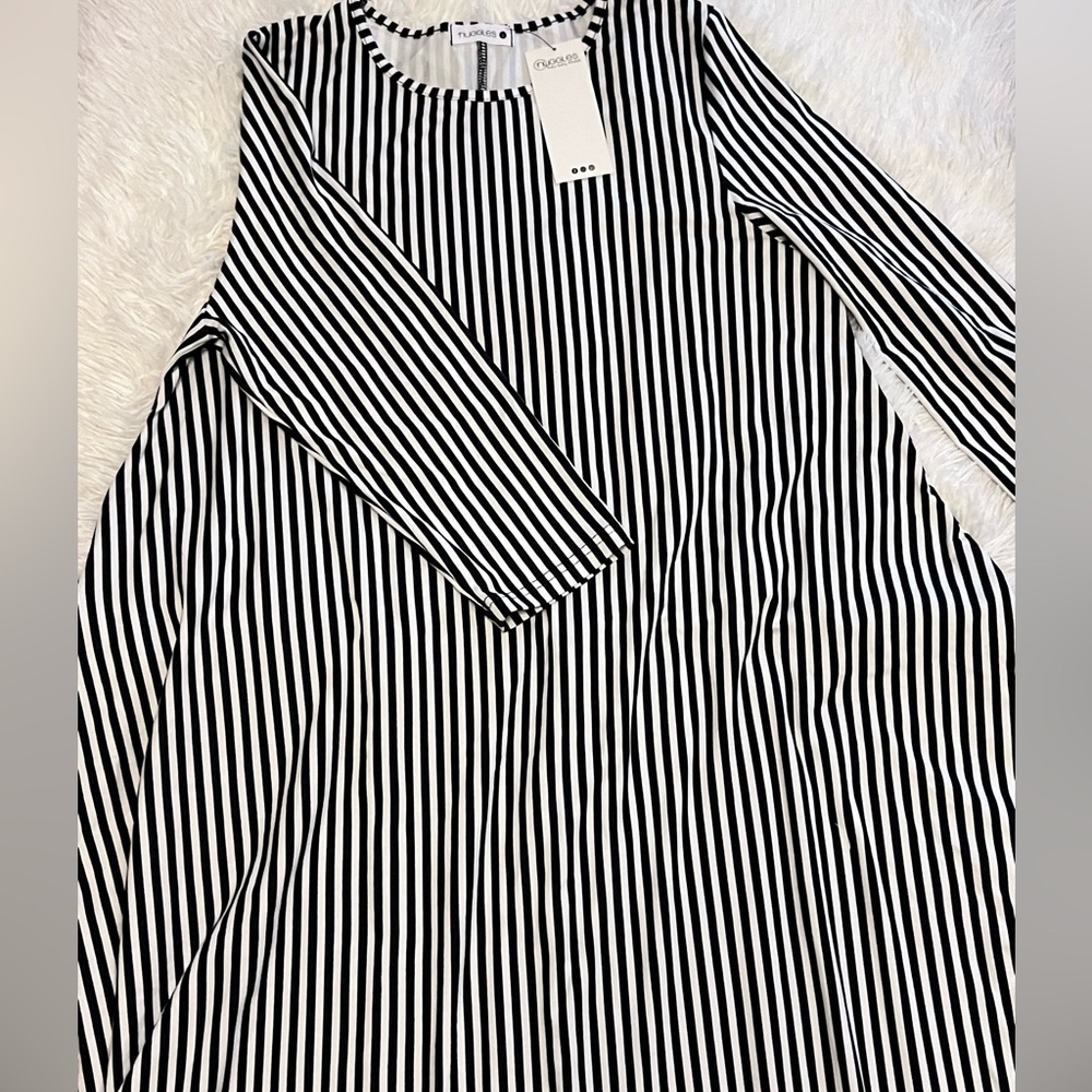 Striped Bubble dress - Picture 3 of 5